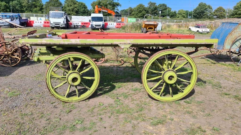A traditional wagon, a dray